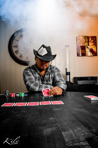 Kile Foto Studio portrett artistisk mann poker